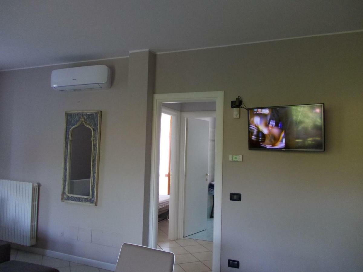 Alessandria Residence Desenzano del Garda Exterior photo